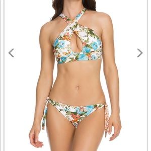 NWOT Reversible soluna bikini